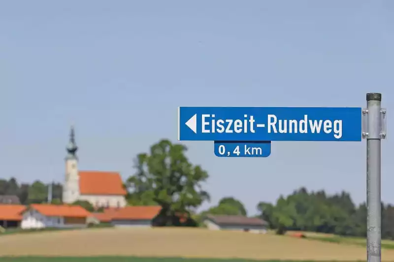 Erlebnis- und Lehrpfade Erlebnis- und Lehrpfade
