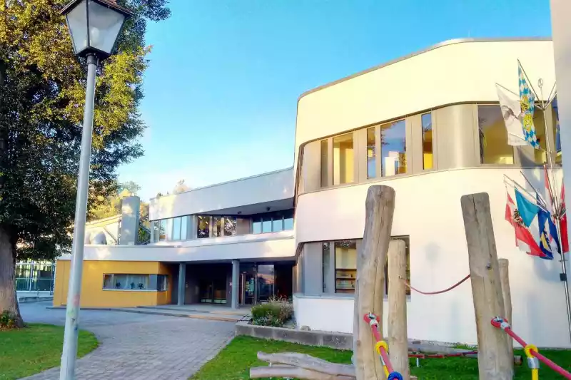 Schule Tittmoning Wärme aus Biomasse